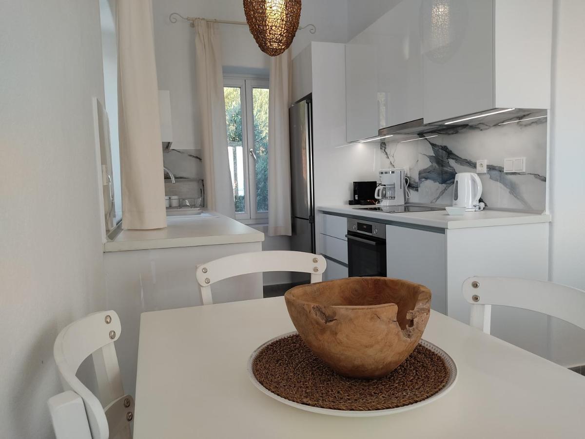Luxury Apartments La Villa (Adults Only) Хортон Экстерьер фото